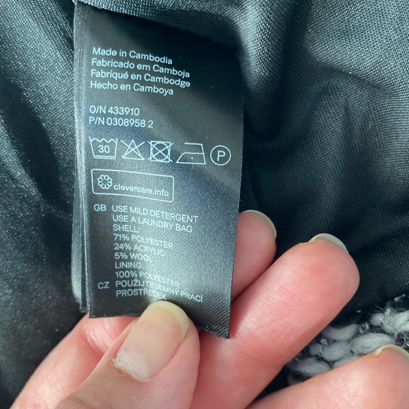 H&M knit blazer with open front detail - Picture 5 of 5